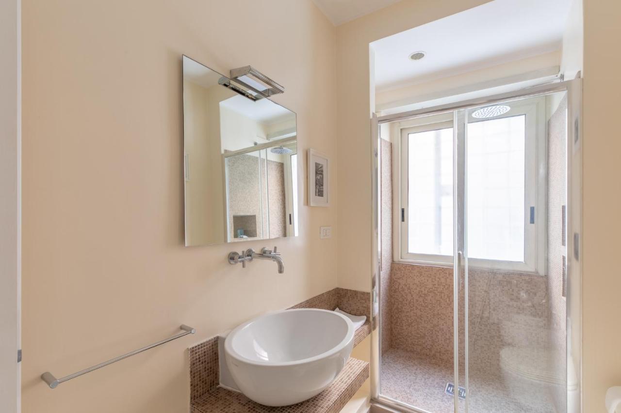 Iflat Cozy Apartment Near Saint Peter N° 2 Rome Bagian luar foto